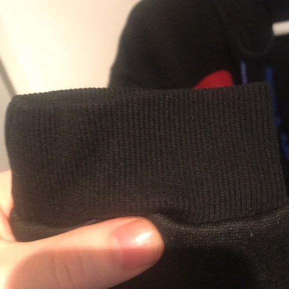 Super Stylin Swag Hoodie from Fila Black w/ Dark Blue Unique Zipper and Style 🔥 - Picture 7 of 9